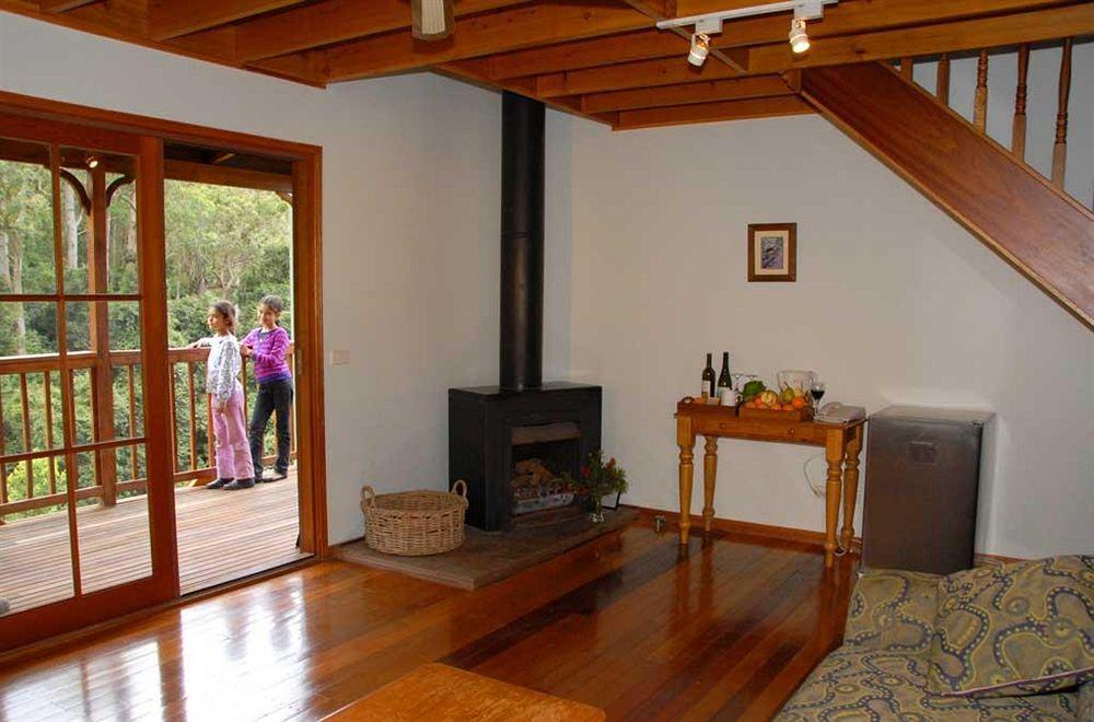 Nirvana Spiritual Retreat グロスター エクステリア 写真